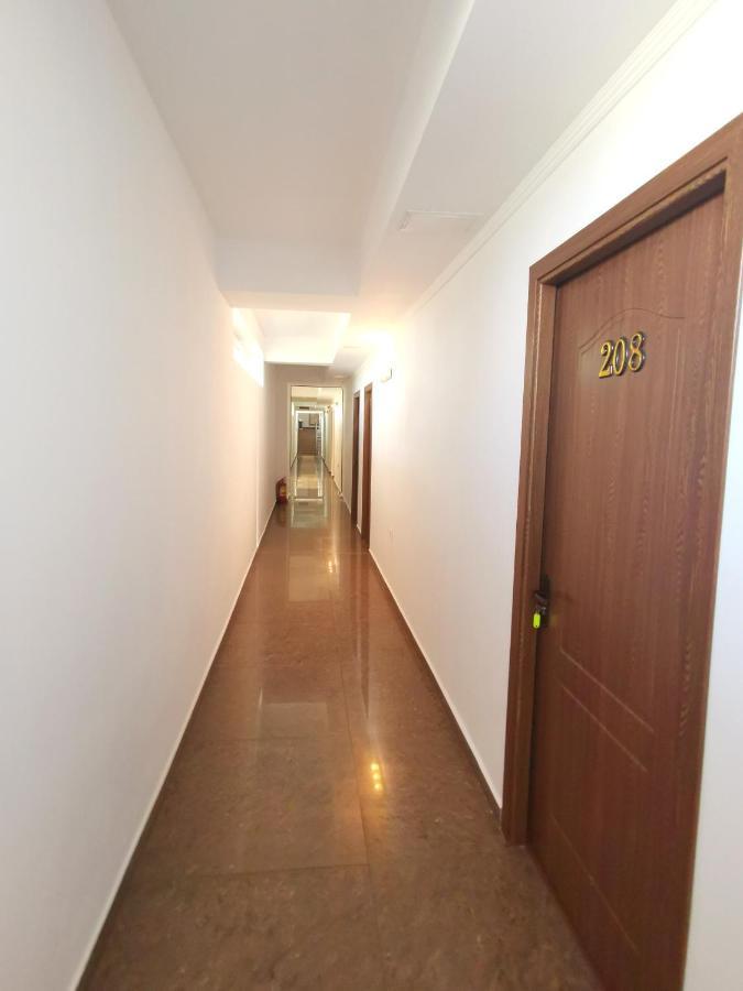Hotel Dinastia Pitesti Exterior photo